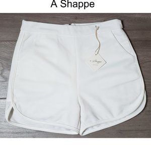 A Shoppe Shorts NWT